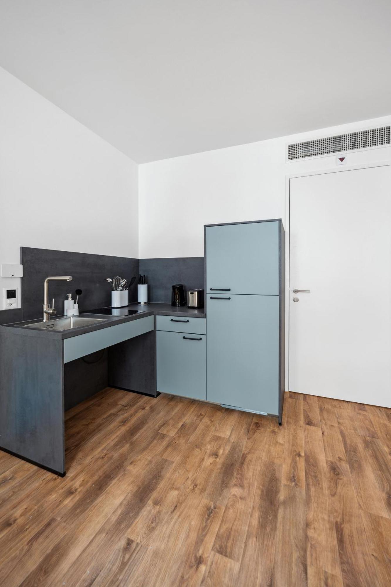 Limehome Basel Muenzgasse 客房 照片