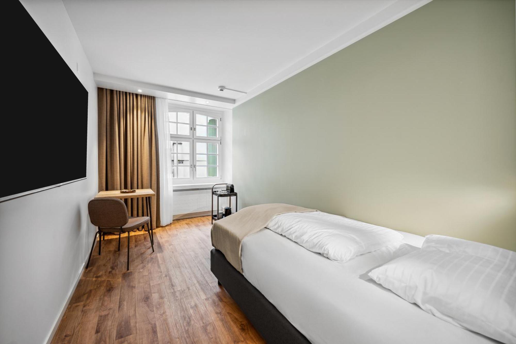 Limehome Basel Muenzgasse 客房 照片